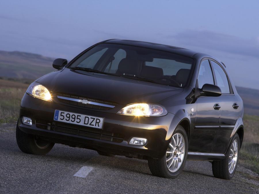  Chevrolet Lacetti Hatchback 2004 года  (фото 7 из 26)